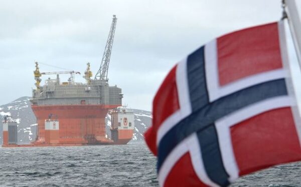 Норвегия сократит добычу, но сделка откладывается из-за основных игроков