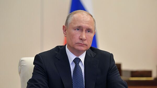 Путин и Макрон выразили настрой на сохранение развития сотрудничества