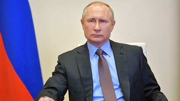 Путин проведет в понедельник международный телефонный разговор