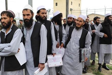 В Афганистане освобождены еще 55 заключенных-талибов
