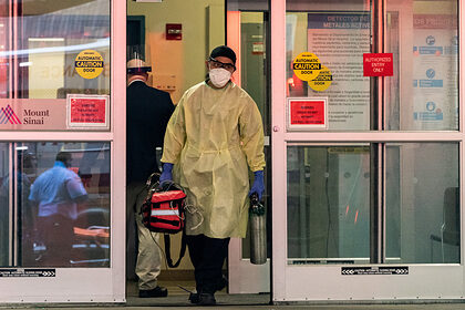 В американские больницы завезли маски и перчатки из секс-шопа