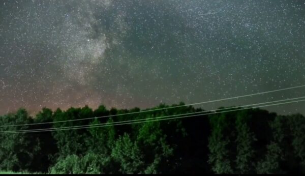 В ночь на 22 апреля в небе можно будет увидеть пик метеорного потока Лириды