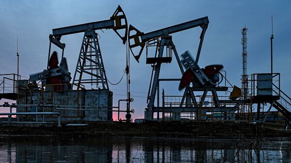 В США и Канаде допустили введение пошлин на российскую нефть