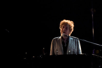 Боб Дилан впервые за восемь лет выпустит альбом с авторскими песнями