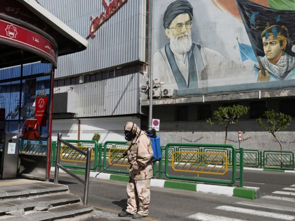 Иран улучшил статистику смертности: вирус ослабил мёртвую хватку