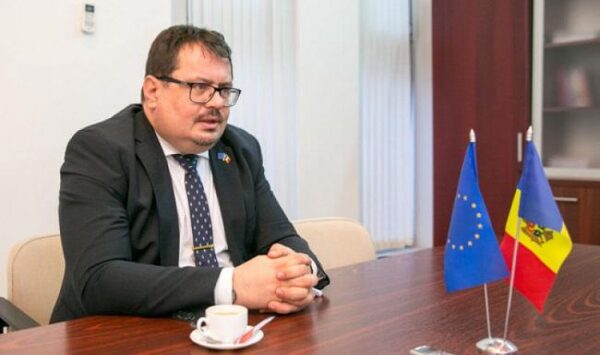 Михалко: ЕС не видит, что власти Молдавии хотят вернуть украденные деньги