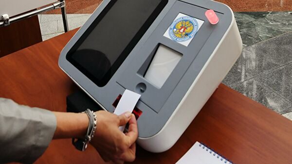 Путин подписал закон об эксперименте по дистанционному голосованию