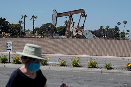 В США отказались сокращать добычу нефти