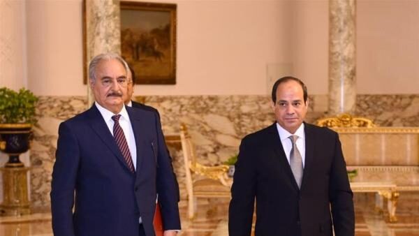 Египет выдвинул план урегулирования в Ливии: Хафтар опять отступает