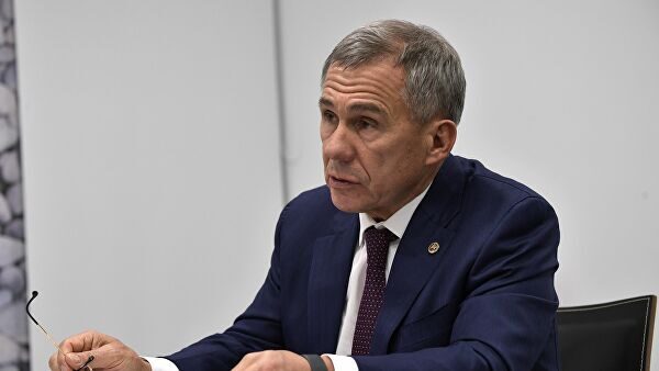 Глава Татарстана подал документы в избирком для выдвижения на новый срок