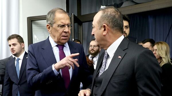 Главы МИД России и Турции провели переговоры по телефону