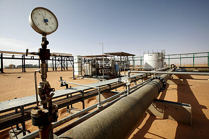 Ливия возобновила добычу нефти на крупнейшем месторождении