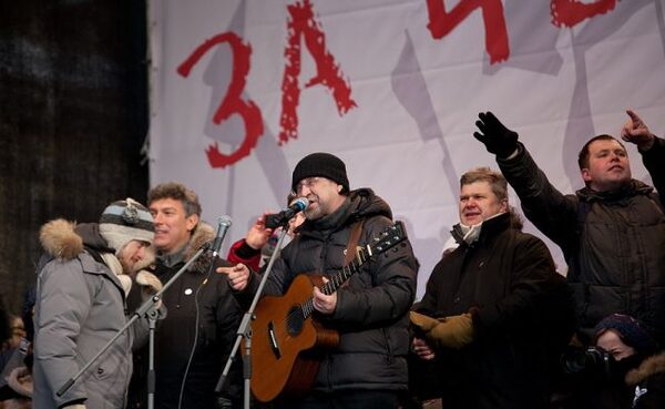 «Мертвый человек»: Юра-музыкант в роли сказочного Кривелло