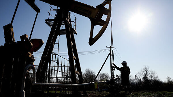 Мировые цены на нефть замедлили рост