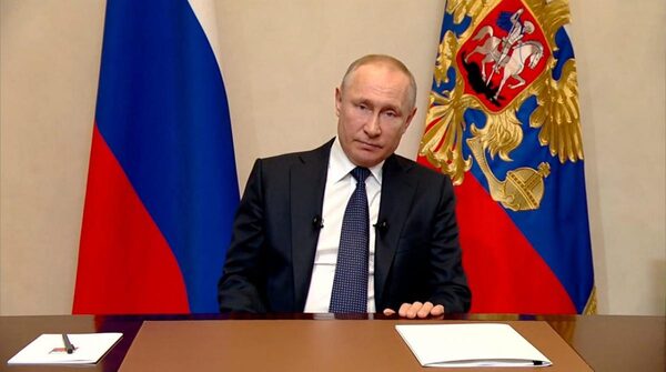 Путин выступил с очередным обращением к россиянам