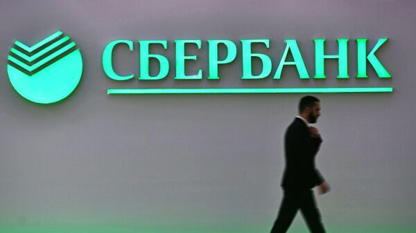 Сбербанк сохранил бесплатное пополнение своих карт с карт других банков
