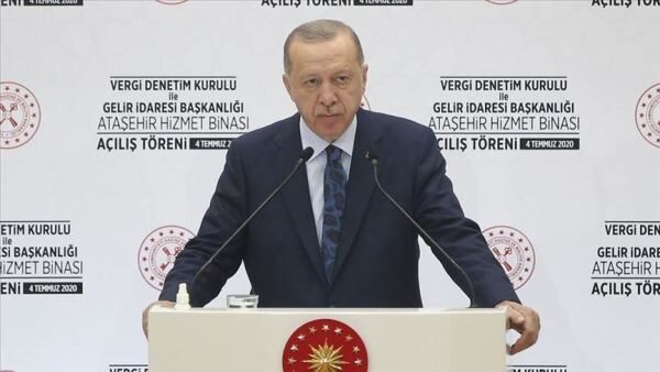 Эрдоган: Попытки недругов Турции отбросить её в прошлое обречены