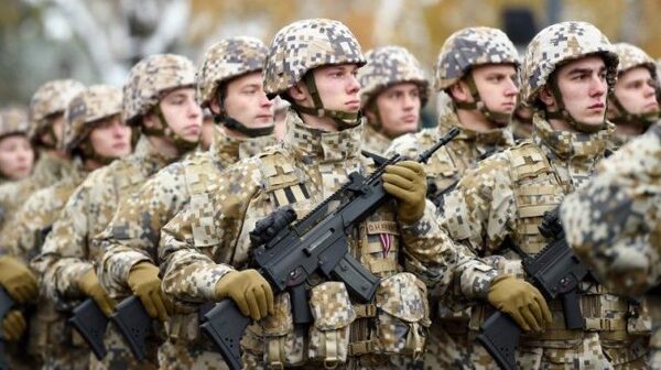 Латвия направит в Ирак 34 военных для участия в миссии НАТО