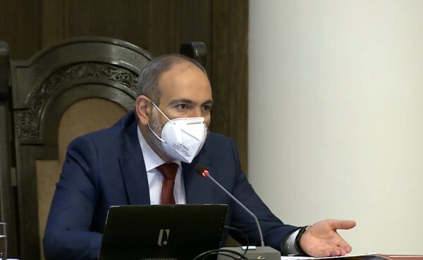 Пашинян: Эпидситуация в Армении улучшилась, но надо продолжать терпеть
