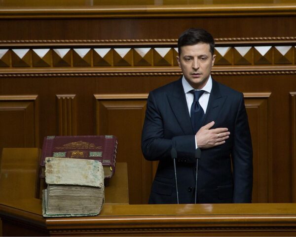 Требование об отставке на сайте президента Украины набрало нужное количество голосов