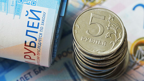 В России истекает срок уплаты подоходного налога