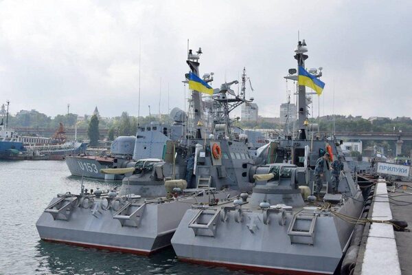 ВМС Украины готовятся к боевым действиям с Россией