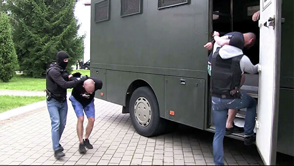 Белоруссия передала РФ задержанных россиян