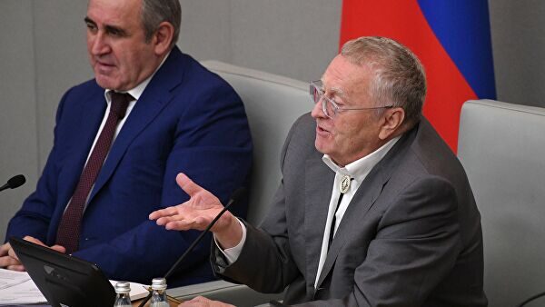 Неверов назвал Жириновского, Зюганова и Миронова "уходящими" политиками