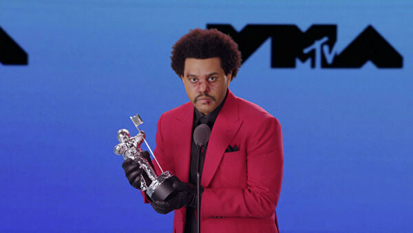 Певец The Weeknd получил главный приз MTV Video Music Awards 2020 года