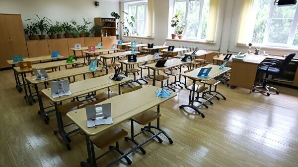 Приказано исправиться. Уральские школы оштрафовали на 4 миллиона рублей