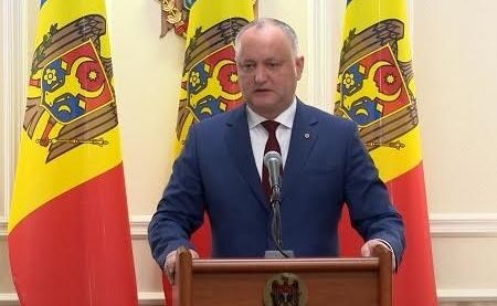 Президент Молдавии планирует досрочно обновить парламент и правительство
