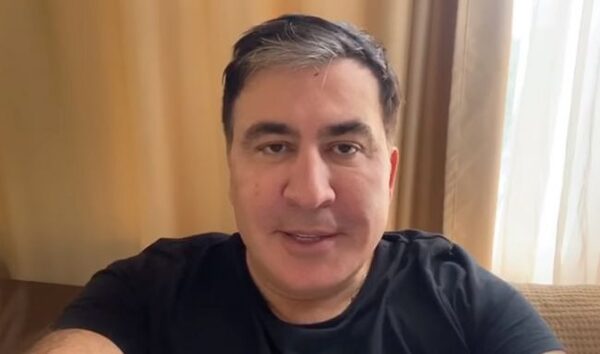 Саакашвили в день выборов в Грузии обратился к своим сторонникам