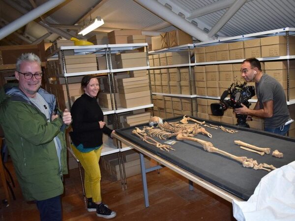 Скелеты родственников встретятся спустя более тысячи лет после смерти