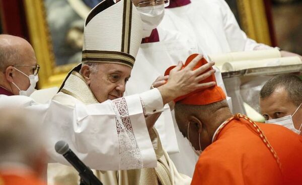 Папа Римский возвел в сан кардинала афроамериканца
