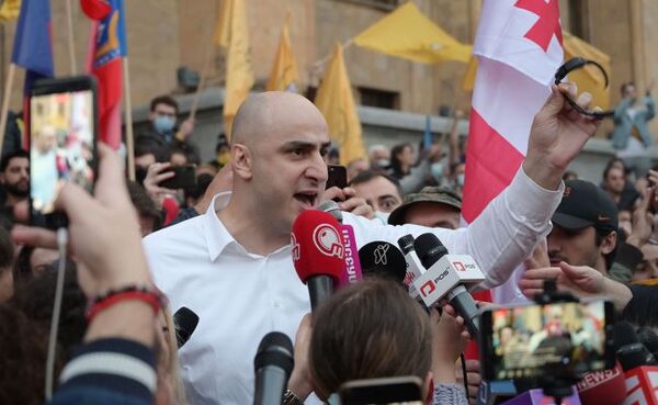 Партию Саакашвили возглавил лидер антироссийских акций в Тбилиси