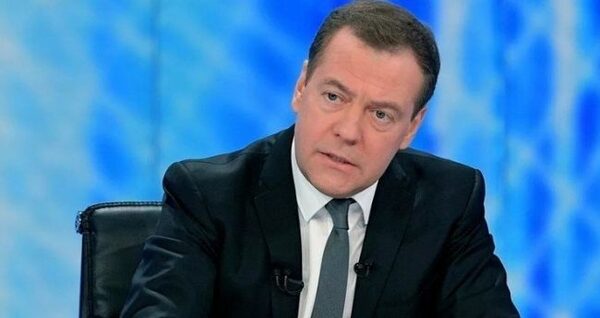 Медведев назвал блокировку Трампа в соцсетях оголтелой цензурой