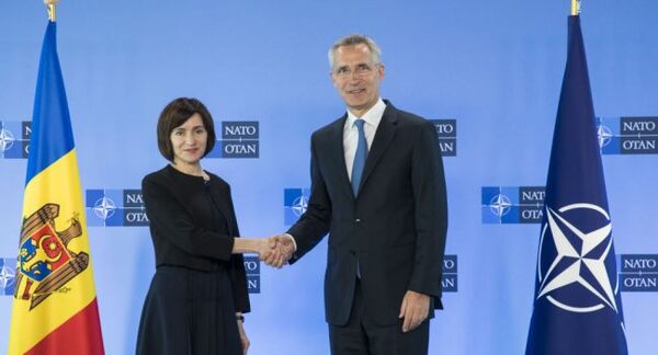 Санду: НАТО укрепит госинституты Молдавии и стабильность региона