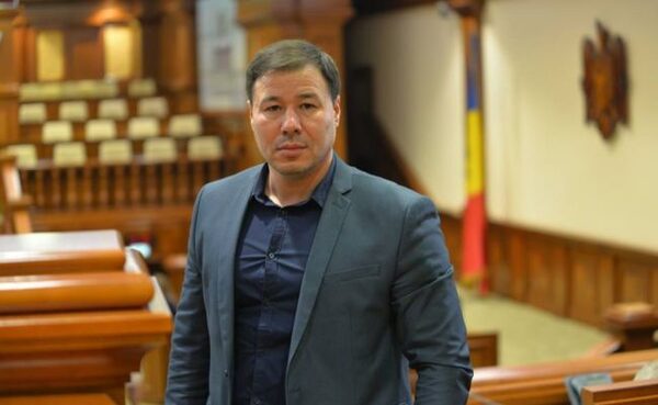 Украинский «Миротворец» взялся за молдавских депутатов — противников Санду