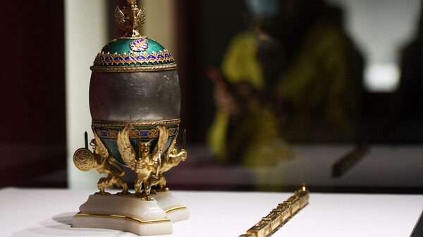 Россия впервые даст императорские яйца Фаберже на выставку в Лондон