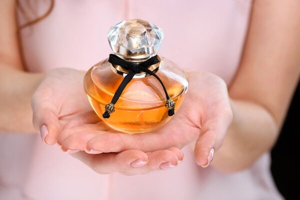Широкий выбор парфюмерии в крупнейшем онлайн-магазине ParfumPlus