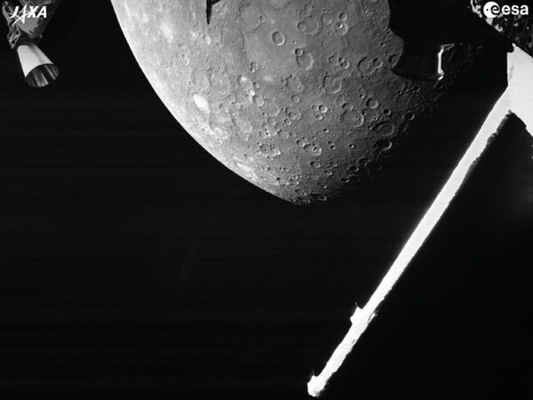 Космический аппарат BepiColombo провел первый гравитационный маневр у Меркурия