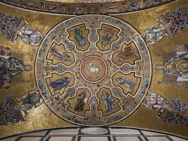 Закончилась реставрация мозаик на стенах и апсиде баптистерия Сан-Джованни во Флоренции