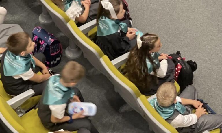 Банк Уралсиб провел вебинар по информационной безопасности в сети для юных пользователей