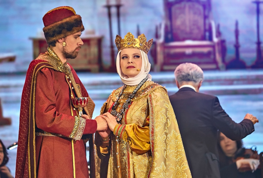 Героическая история XIII века на сцене Храма Христа Спасителя: состоялась премьера символ-оперы об Александре Невском